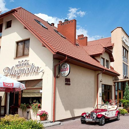Hotel Magnolia Sitkowka-Nowiny Extérieur photo