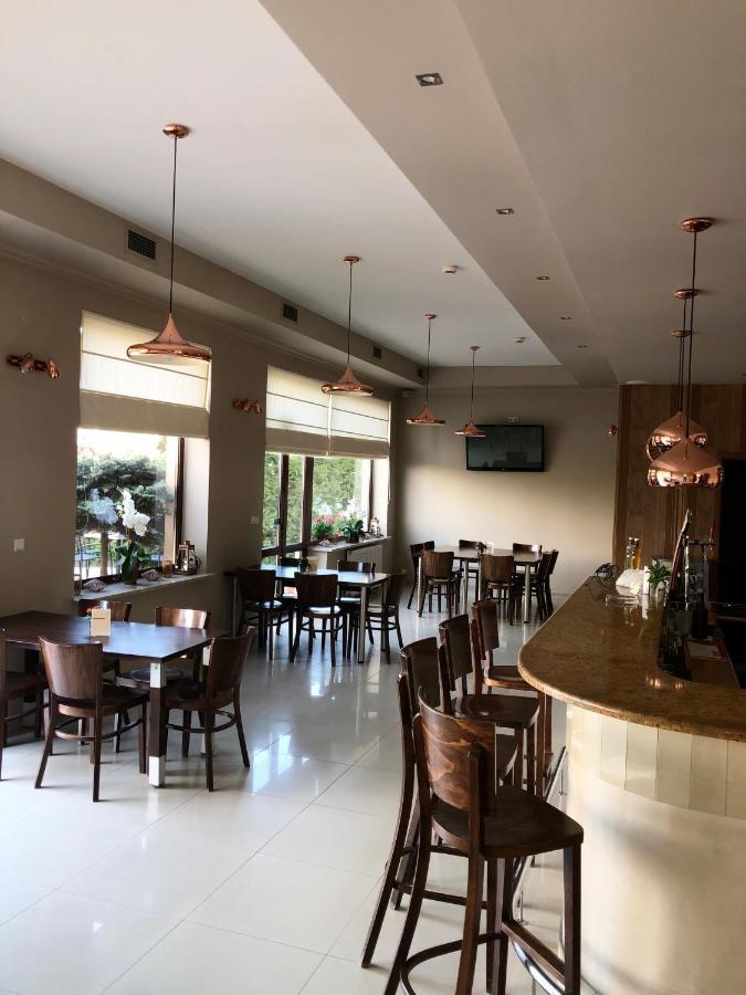 Hotel Magnolia Sitkowka-Nowiny Extérieur photo