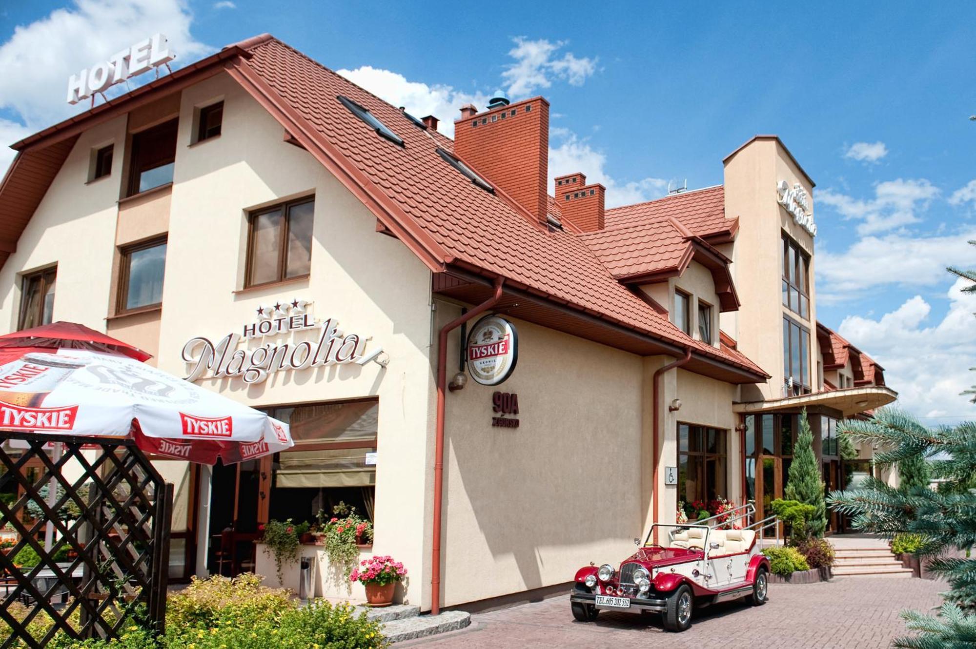 Hotel Magnolia Sitkowka-Nowiny Extérieur photo